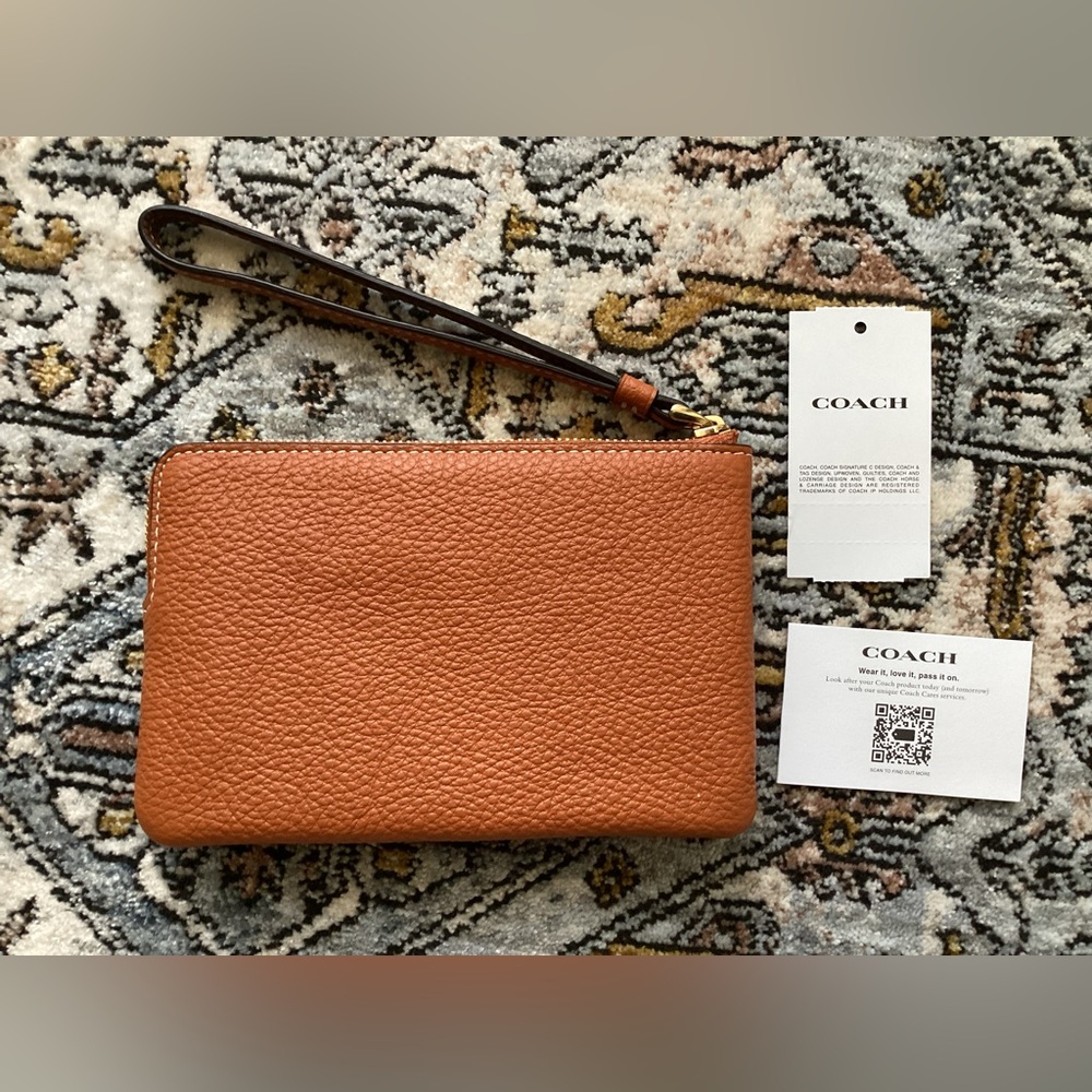 Coach Leather Wristlet - Picture 5 of 9